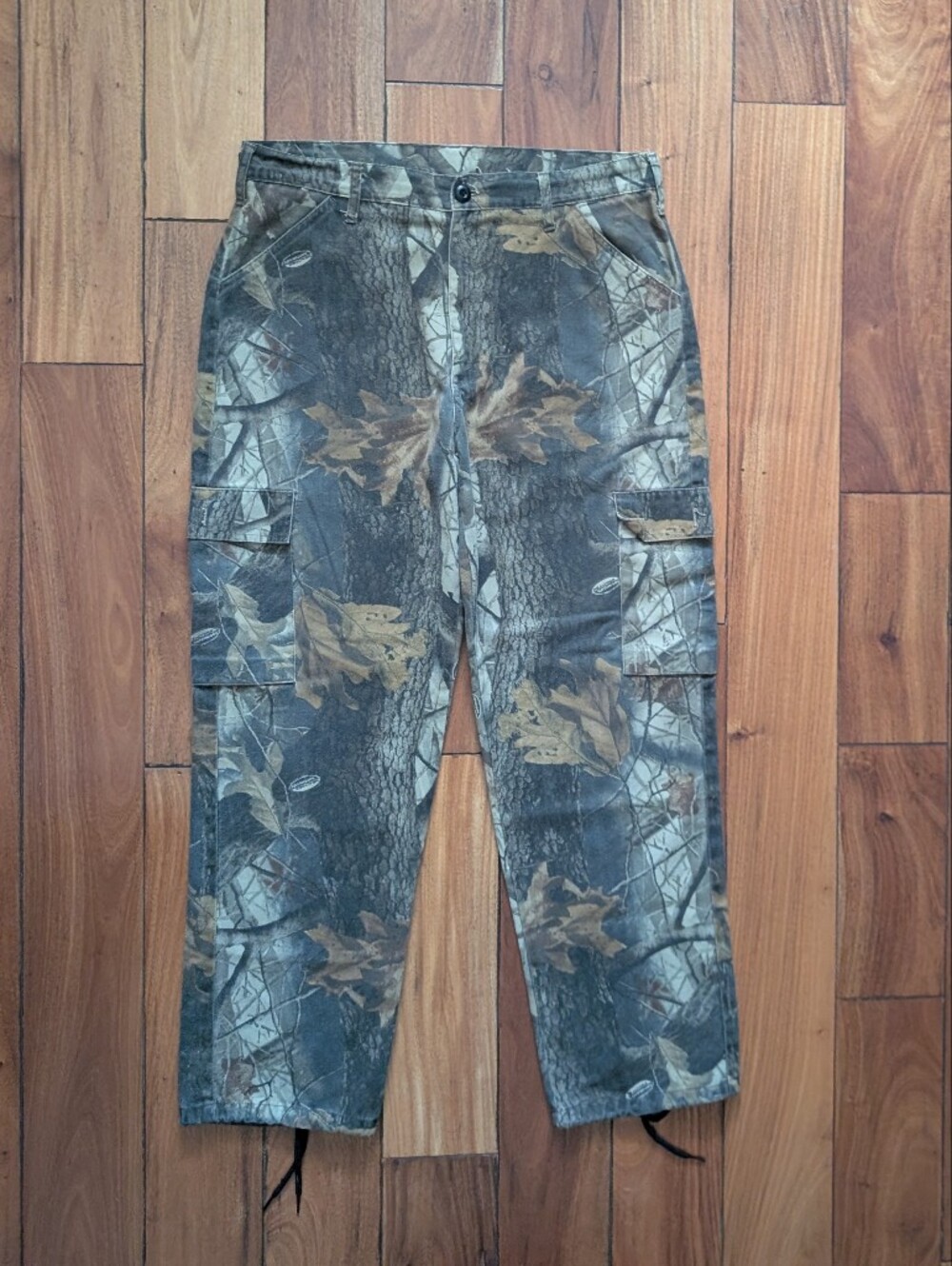 Liberty Camo Vintage Cargo Pants (36)
